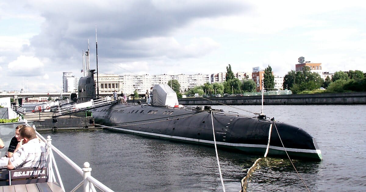 Подводная лодка-музей «Б-413»